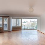 Appartement de 120 m² avec 1 chambre(s) en location à Liège