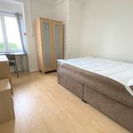 Rent 6 bedroom flat in Swansea