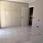 Rent 1 bedroom apartment of 200 m² in Alimos