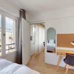 Rent 4 bedroom apartment in Mérignac