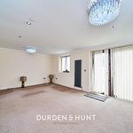 Rent 5 bedroom apartment in Ilford