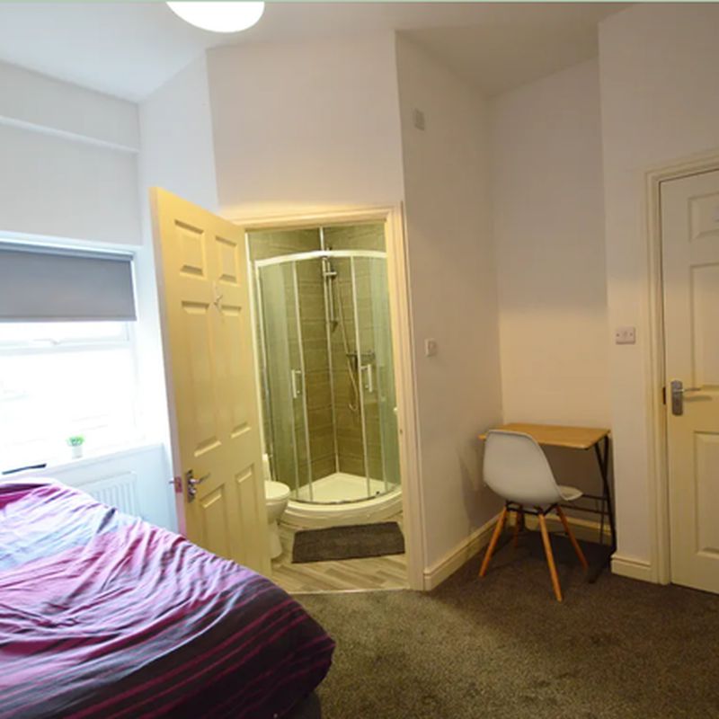 Shared accommodation to rent in Clifton Road, Darlington DL1