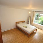 Rent 4 bedroom apartment in Kingston upon Thames