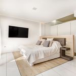 Rent 3 bedroom apartment of 352 m² in Puerto Banús