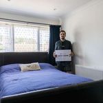 Rent a room of 50 m² in Croydon
