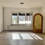 Miete 5 Schlafzimmer haus von 132 m² in Münchendorf
