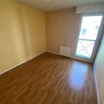 Rent 4 bedroom apartment of 85 m² in Bois-Guillaume