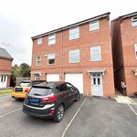 Rent 4 bedroom house in Chester
