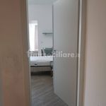 Affitto 5 camera appartamento di 120 m² in Cremona