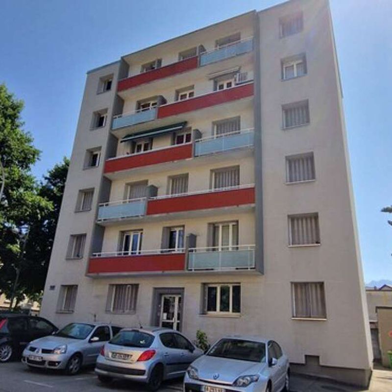 Location appartement 3 pièces 52 m² Saint-Martin-d'Hères (38400) Poisat