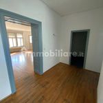 Affitto 4 camera casa di 200 m² in Bolzano