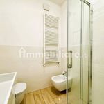 Affitto 2 camera appartamento di 45 m² in Desenzano del Garda