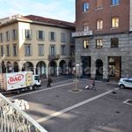 Affitto 4 camera appartamento di 206 m² in Cremona