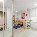 Rent 1 bedroom apartment of 45 m² in Warszawa