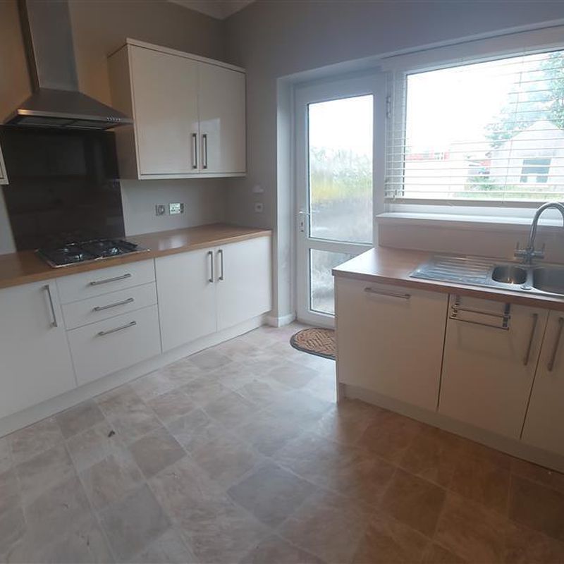 3 bedroom property to let in Cockett Road, Swansea - £1,300 pcm