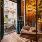 Rent 4 bedroom apartment of 132 m² in Budapest