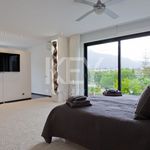 Rent 5 bedroom house of 390 m² in Marbella