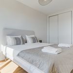 Rent 2 bedroom apartment of 120 m² in Câmara de Lobos