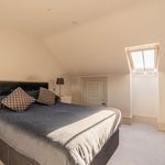 Rent 2 bedroom house in Edinburgh