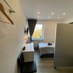 Rent 1 bedroom apartment of 15 m² in Düsseldorf