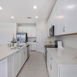 Rent 4 bedroom house of 220 m² in Sarasota