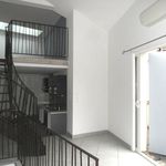 Rent 3 bedroom house of 69 m² in Saint-Mamert-du-Gard