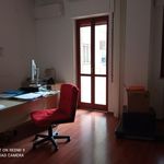 Affitto 1 camera appartamento di 120 m² in Benevento