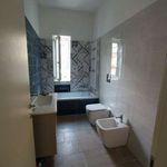 Rent 2 bedroom house of 75 m² in Napoli