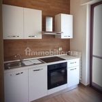 Affitto 2 camera appartamento di 60 m² in Cesano Boscone