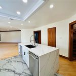 Rent 5 bedroom house of 373 m² in Long Beach