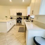 Rent 3 bedroom apartment of 1377 m² in Fort Lauderdale