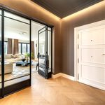 Huur 3 slaapkamer appartement van 208 m² in Uccle