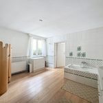 Appartement de 300 m² avec 3 chambre(s) en location à Bruxelles