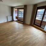 Rent 3 bedroom apartment of 90 m² in Auderghem