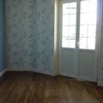 Rent 3 bedroom apartment of 65 m² in Lathus-Saint-Rémy