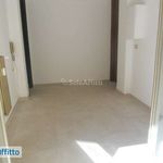 Rent 5 bedroom apartment of 150 m² in Genova