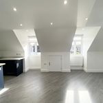 Rent 2 bedroom flat in Aldershot