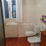 Affitto 4 camera appartamento di 128 m² in Castelnuovo Rangone
