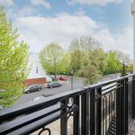 Rent 5 bedroom house of 255 m² in London