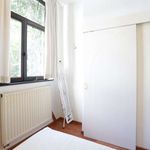 Rent 1 bedroom apartment of 32 m² in Ixelles
