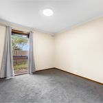 Rent 3 bedroom house of 729 m² in Wangaratta