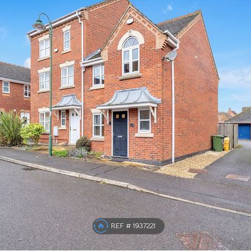 Semi-detached house to rent in High Court Way, Hampton Vale, Peterborough PE7
