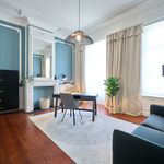 Appartement de 3229 m² avec 6 chambre(s) en location à Bruxelles