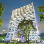 Appartement de 828 m² avec 2 chambre(s) en location à Toronto