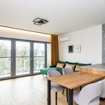Wynajmij 3 sypialnię apartament z 61 m² w Poznań