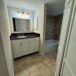 Rent 1 bedroom apartment of 58 m² in Fairfax