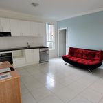 Rent 2 bedroom house of 65 m² in Sydney