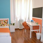 Rent 6 bedroom apartment in Modena