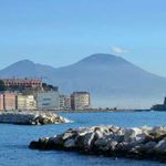 Rent 3 bedroom apartment of 80 m² in Napoli