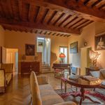 Rent 4 bedroom apartment of 250 m² in Firenze